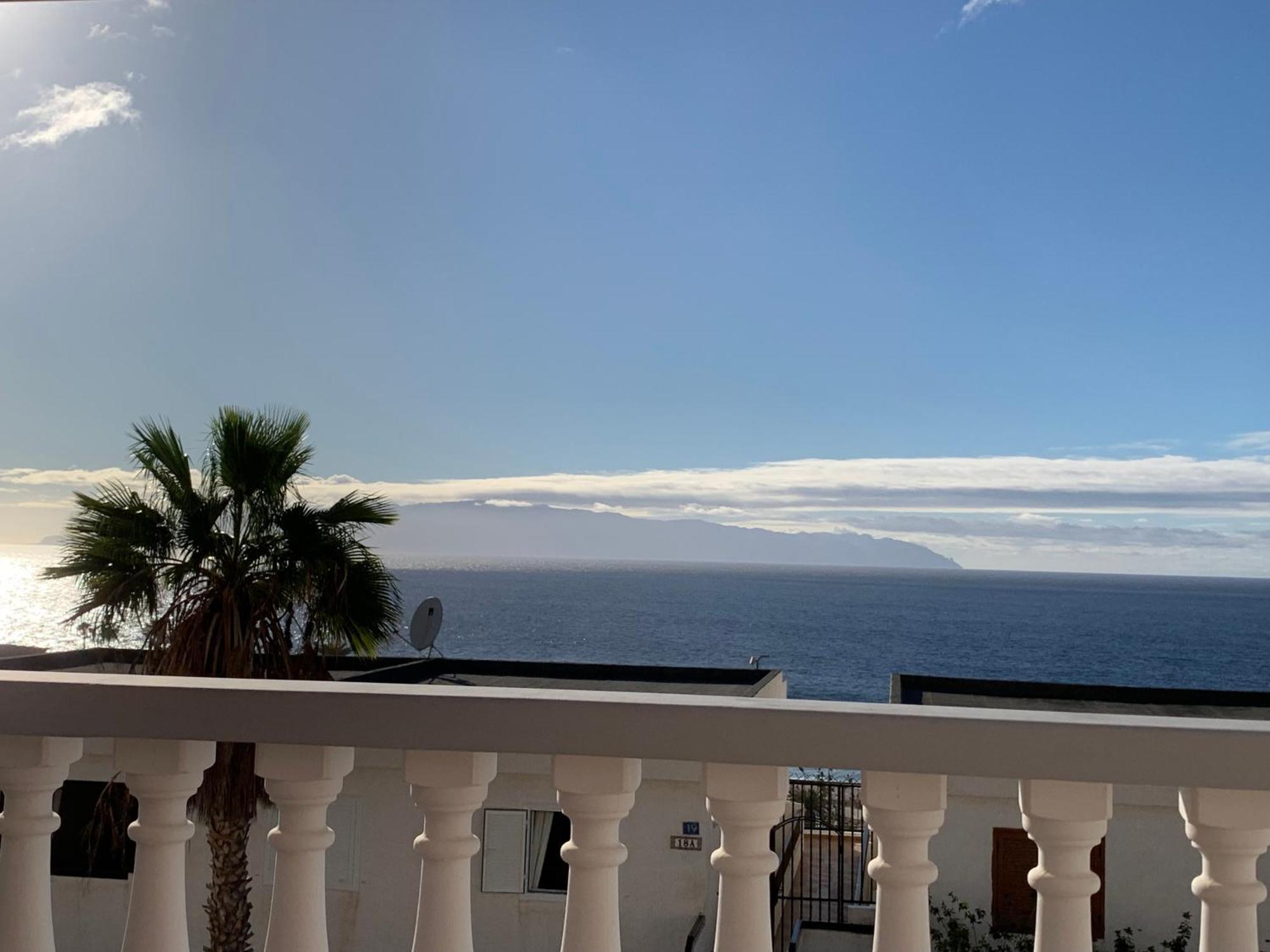 Apartment Ocean Pearl: Luxury Beachside With Sea View In Gigantes