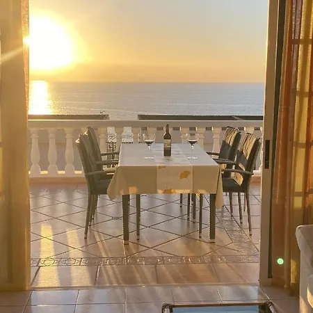 Ocean Pearl: Luxury Beachside Villa with Sea View in Los Gigantes Acantilado de los Gigantes Exterior photo